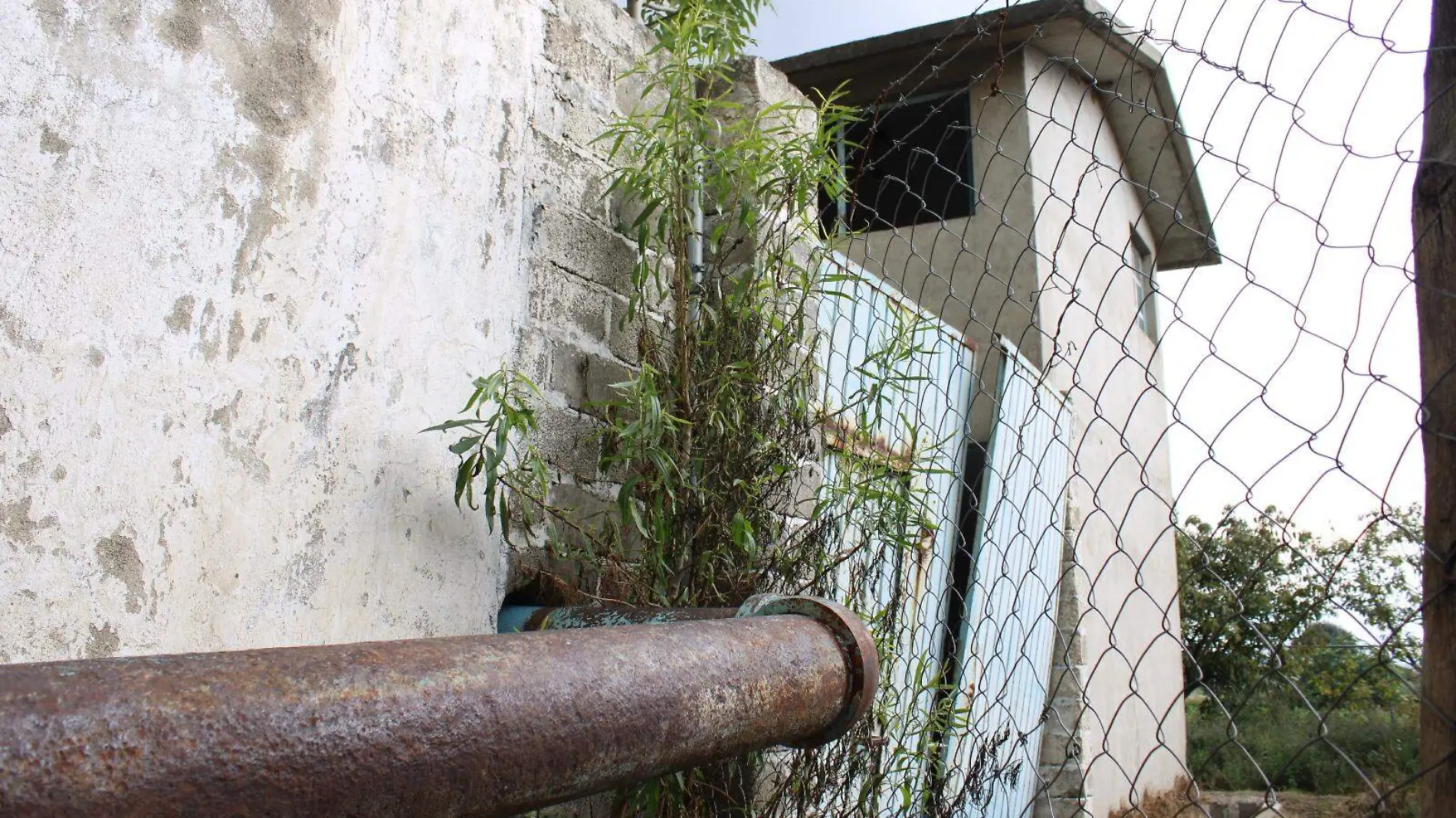 Crisis de falta de agua ya azota a Nealtican, municipio donde los pozos alcanzan 200 metros de profundidad 